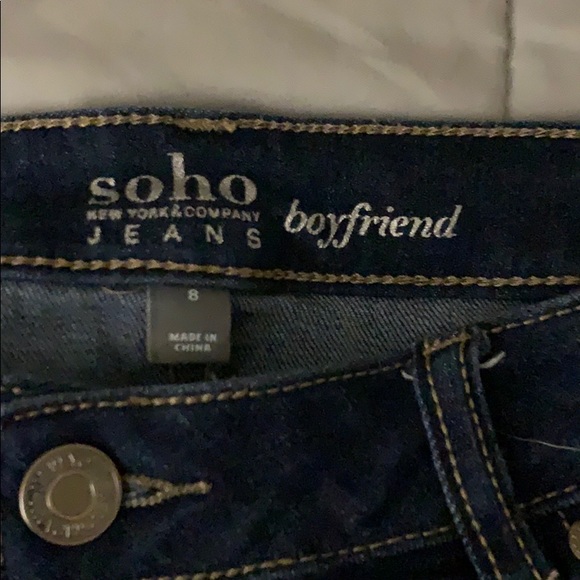 Jeans - Picture 2 of 3